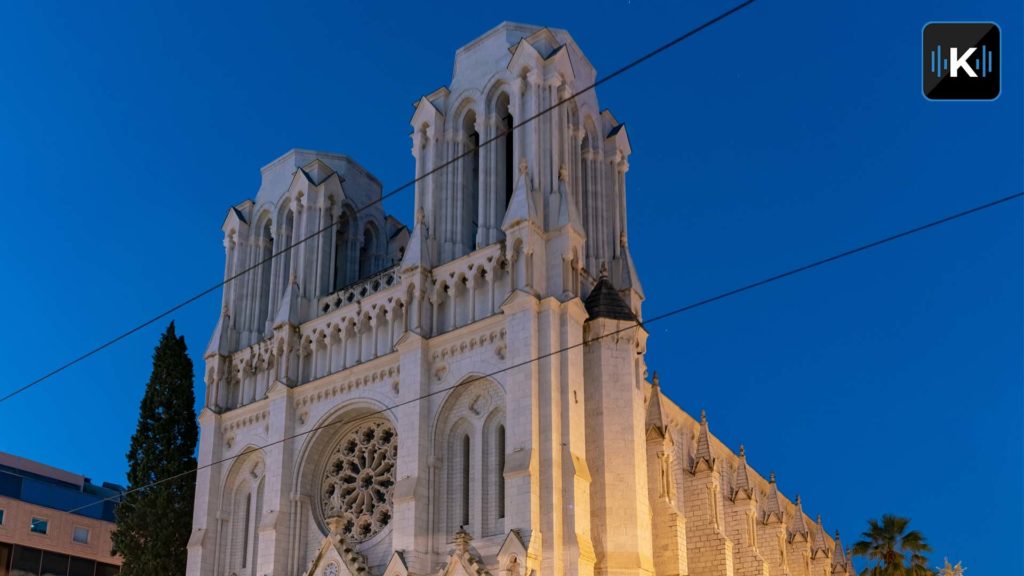 YouTube fans conspiracy flames as Notre Dame blaze livestreams